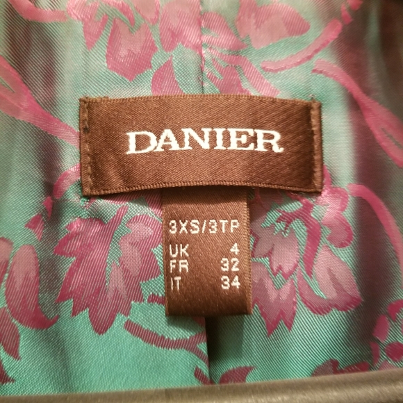 Danier Leather Jacket - Picture 4 of 4